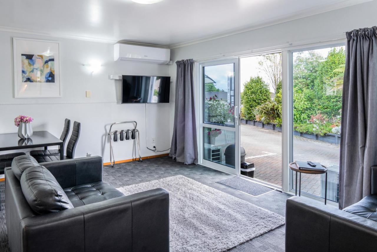 Two Bedroom Unit (4 guests),1559046184:JPEG
